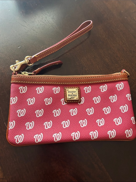 Dooney & Bourke Handbags - Dooney & Bourke Washington Nationals Wristlet Clutch